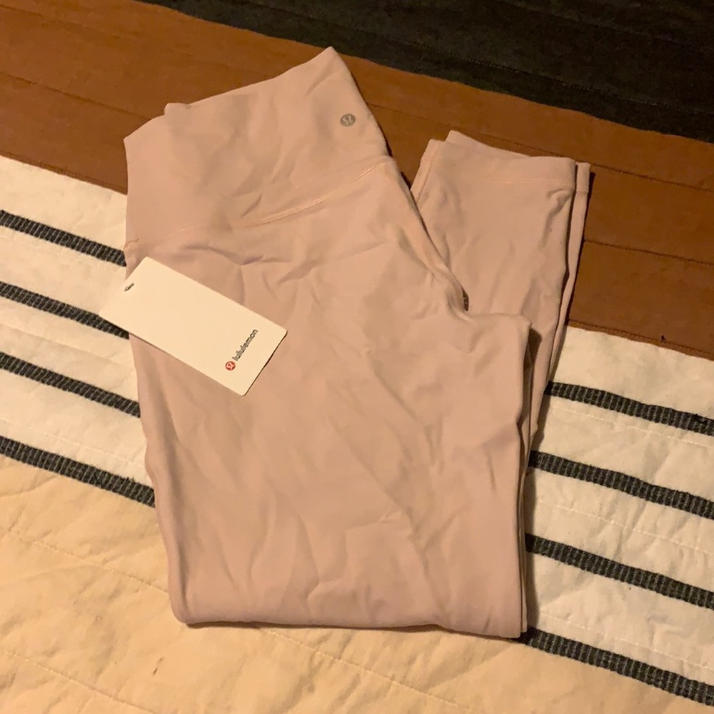 Lululemon Align 25”